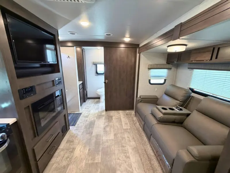 2021 Forest River Flagstaff Micro Lite 25FBLS
