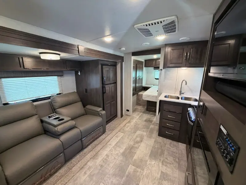 2021 Forest River Flagstaff Micro Lite 25FBLS