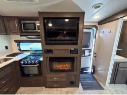 2021 Forest River Flagstaff Micro Lite 25FBLS