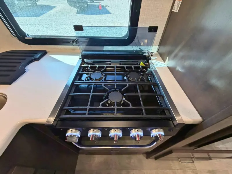 2021 Forest River Flagstaff Micro Lite 25FBLS