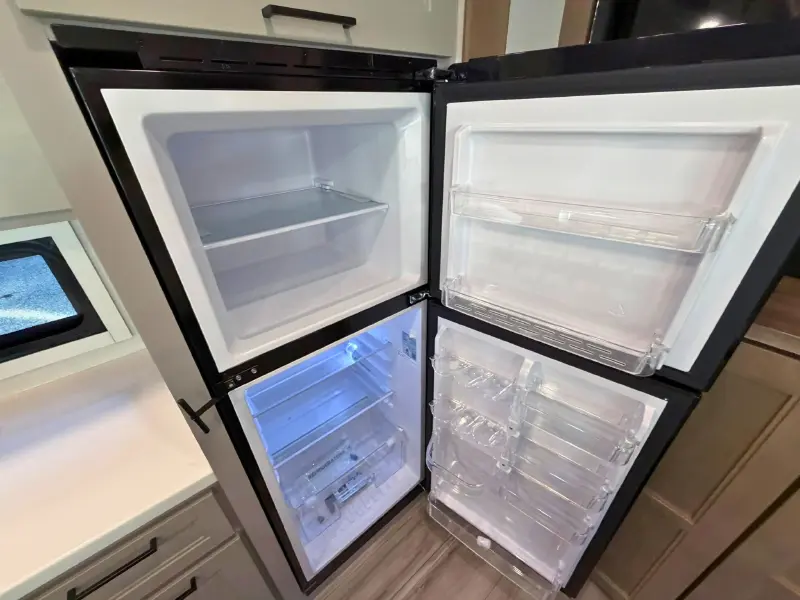 2027 KZ RV Durango HT D250RST