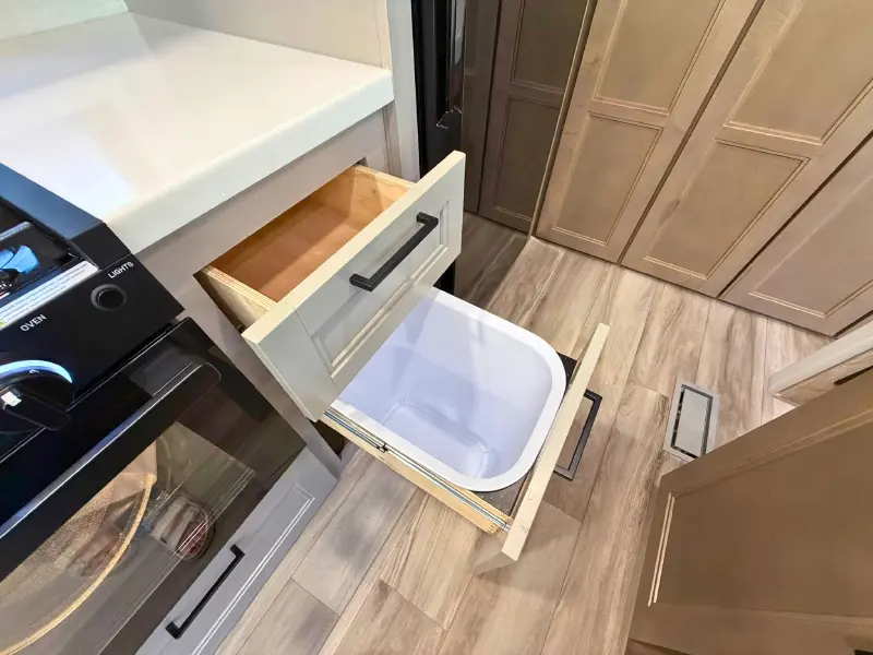 2027 KZ RV Durango HT D250RST