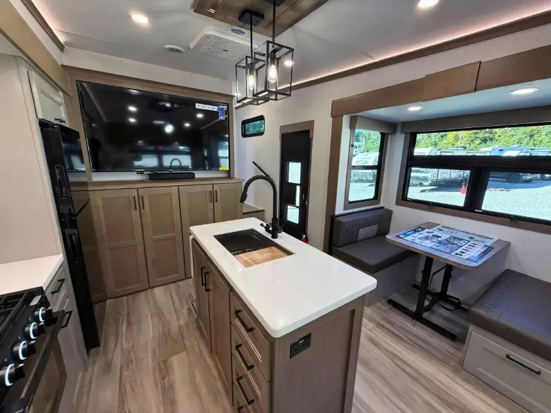 2027 KZ RV Durango HT D250RST