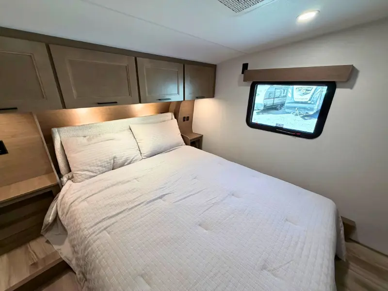 2027 KZ RV Durango HT D250RST