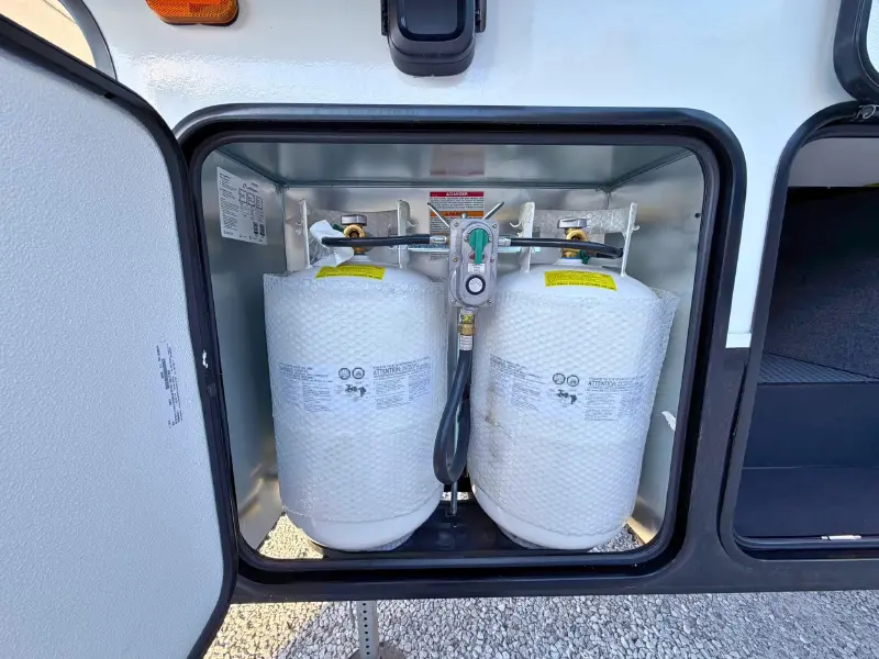 2027 KZ RV Durango HT D250RST