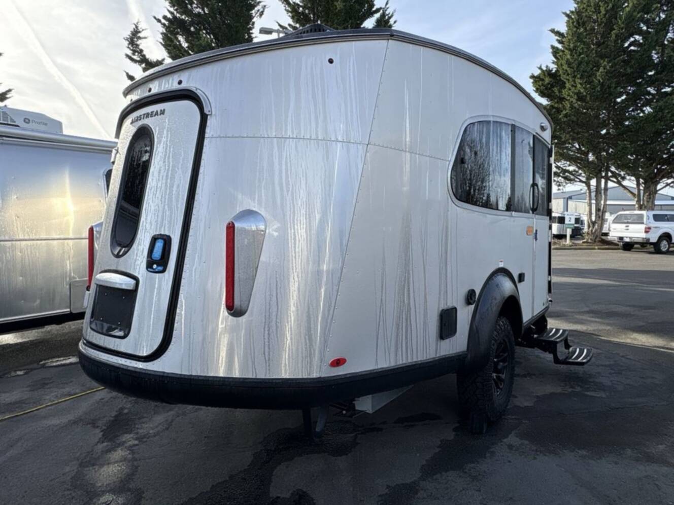 A photo of this 2026 Airstream Basecamp Xe 20X