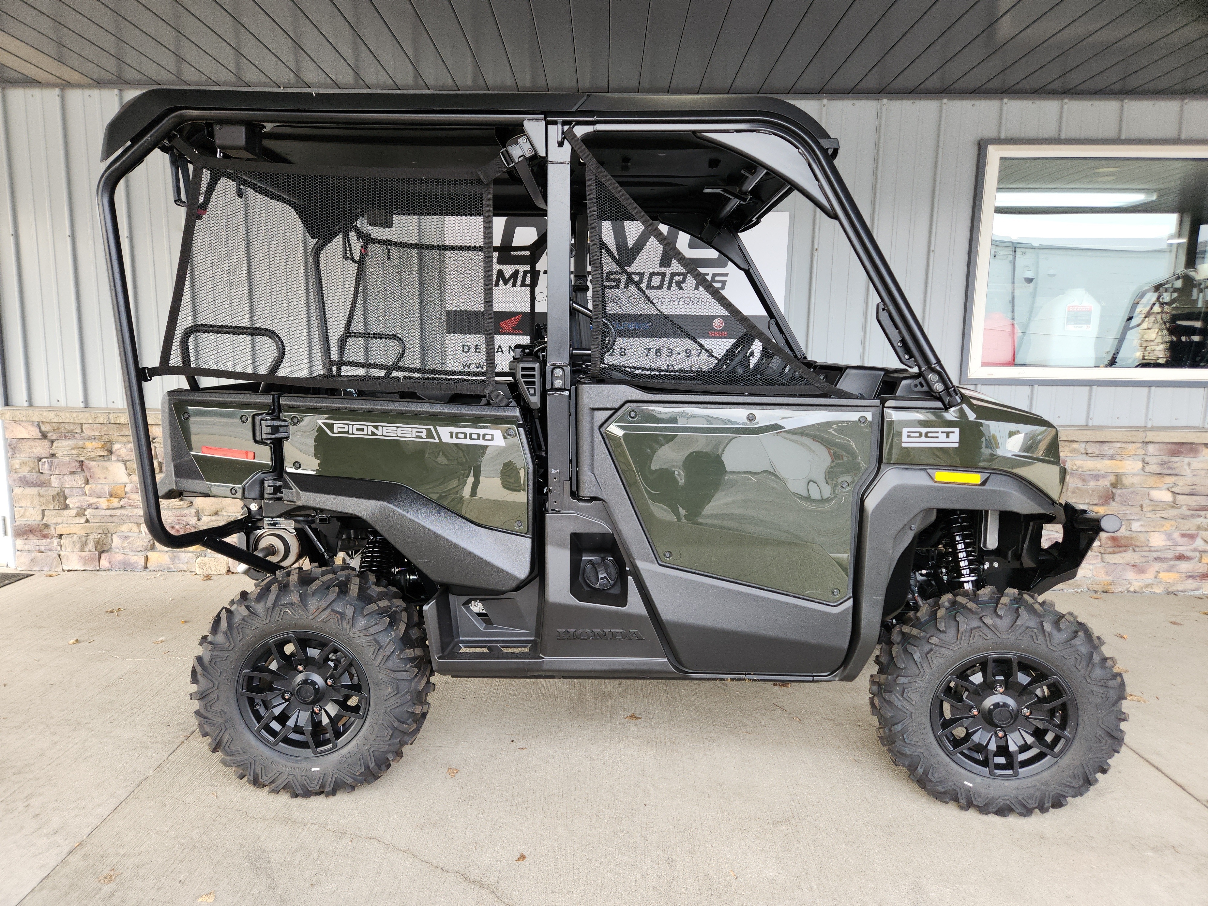 2026 Honda Pioneer 1000-5 Deluxe in delano MN