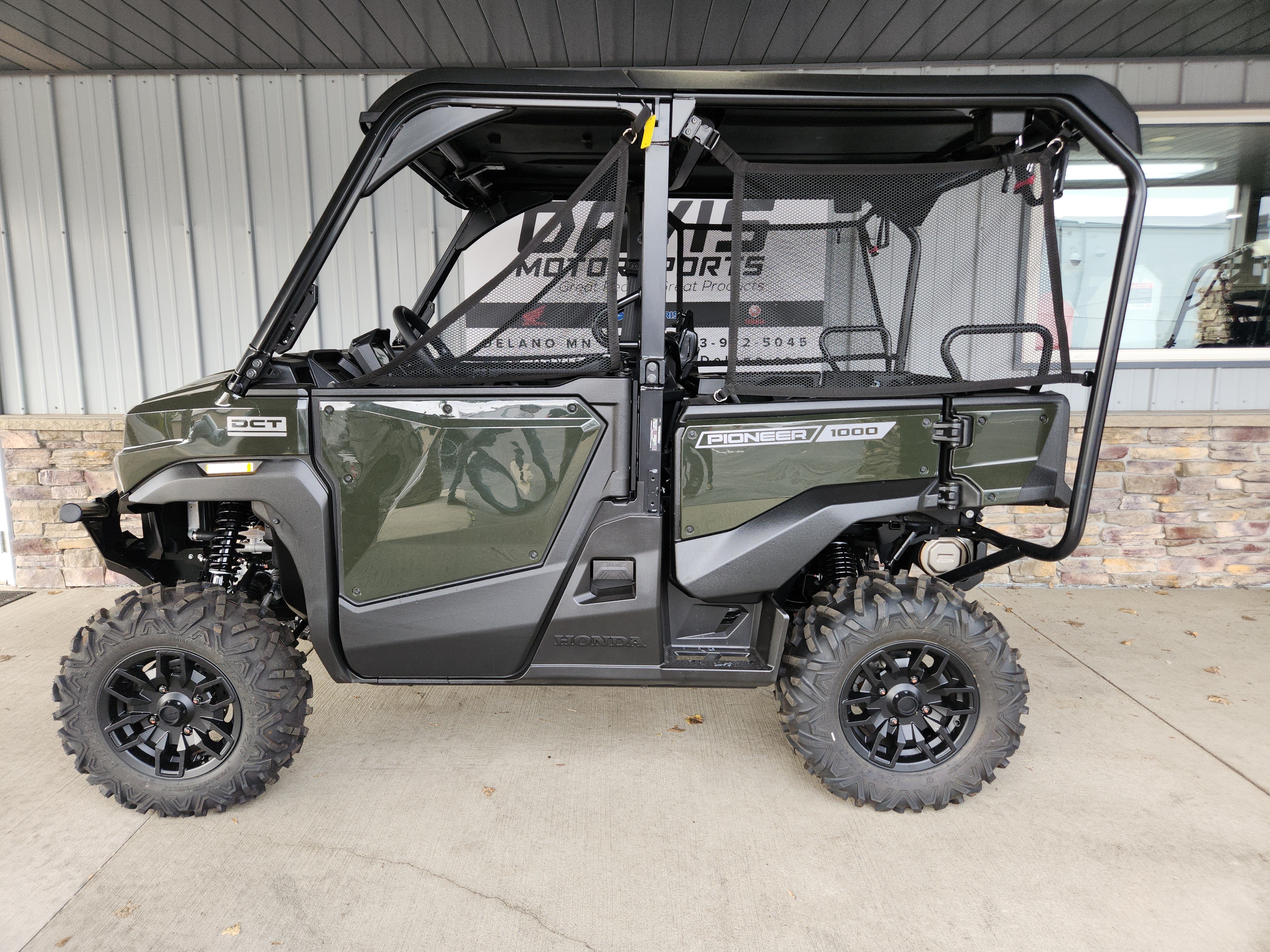 2026 Honda Pioneer 1000-5 Deluxe in delano MN