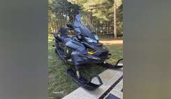 2025 Ski-Doo SKANDICĀ® SE 900 ACE Snowmobile snowmobile