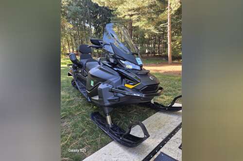 2025 Ski-Doo SKANDICĀ® SE 900 ACE in fenton MI