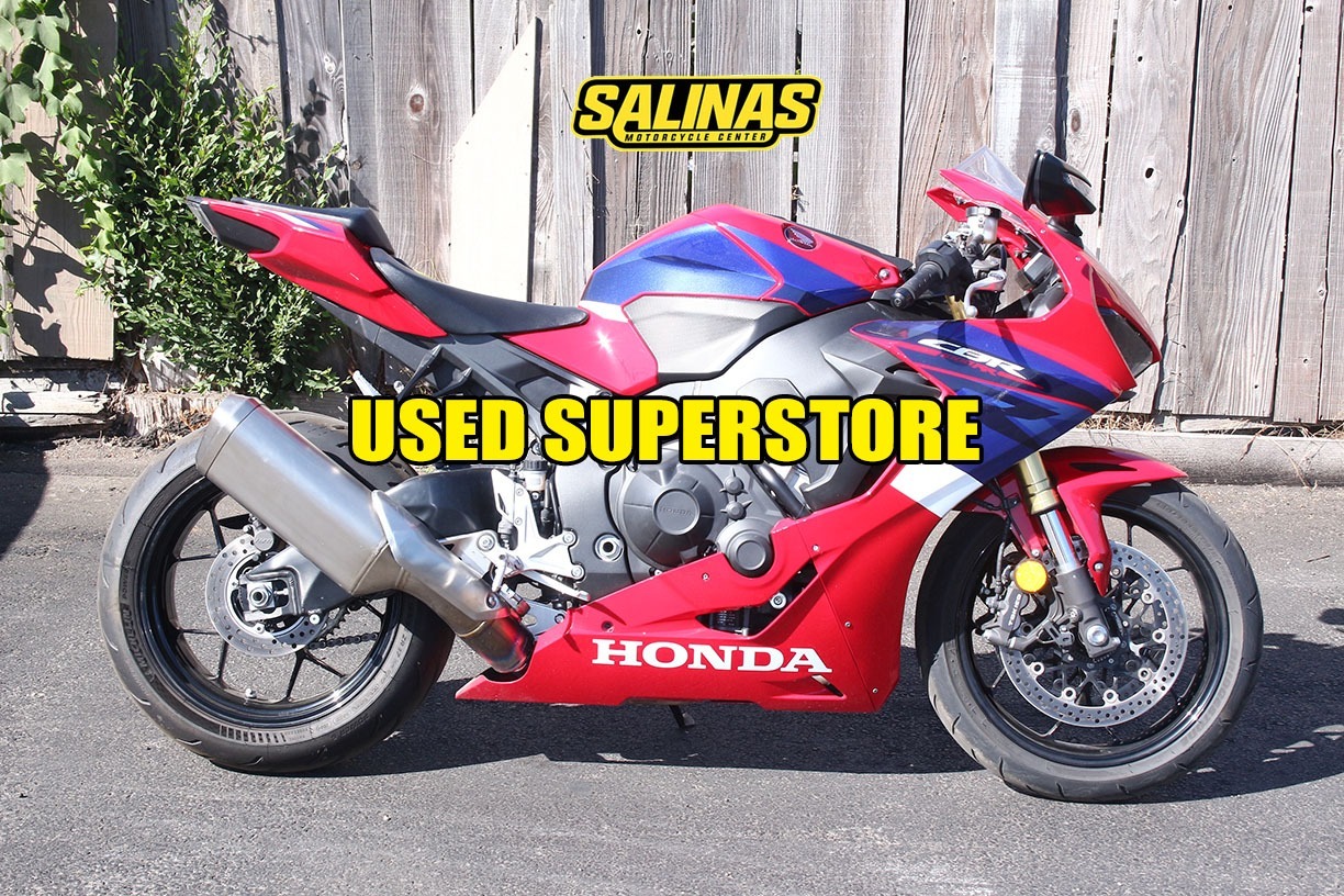2024 Honda CBR1000RR Sportbike motorcycle