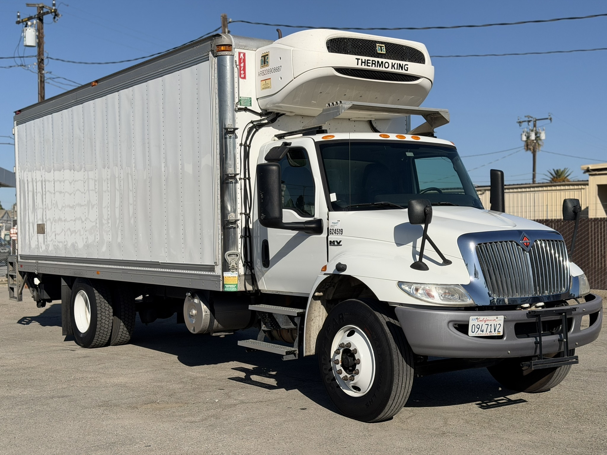 2020 INTERNATIONAL MV607 SBA 4X2 in Ventura, CA