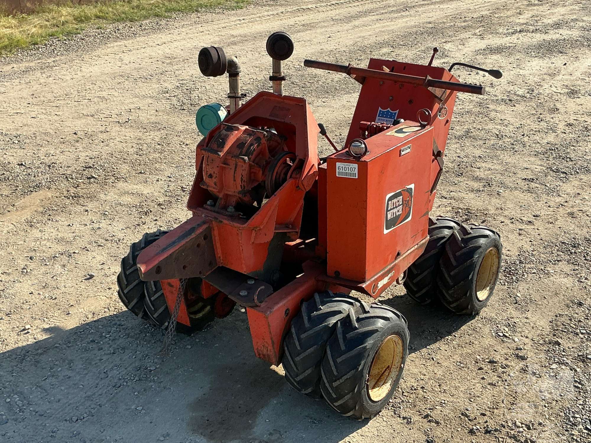 1976 DITCH WITCH VP12 in Glencoe, MN
