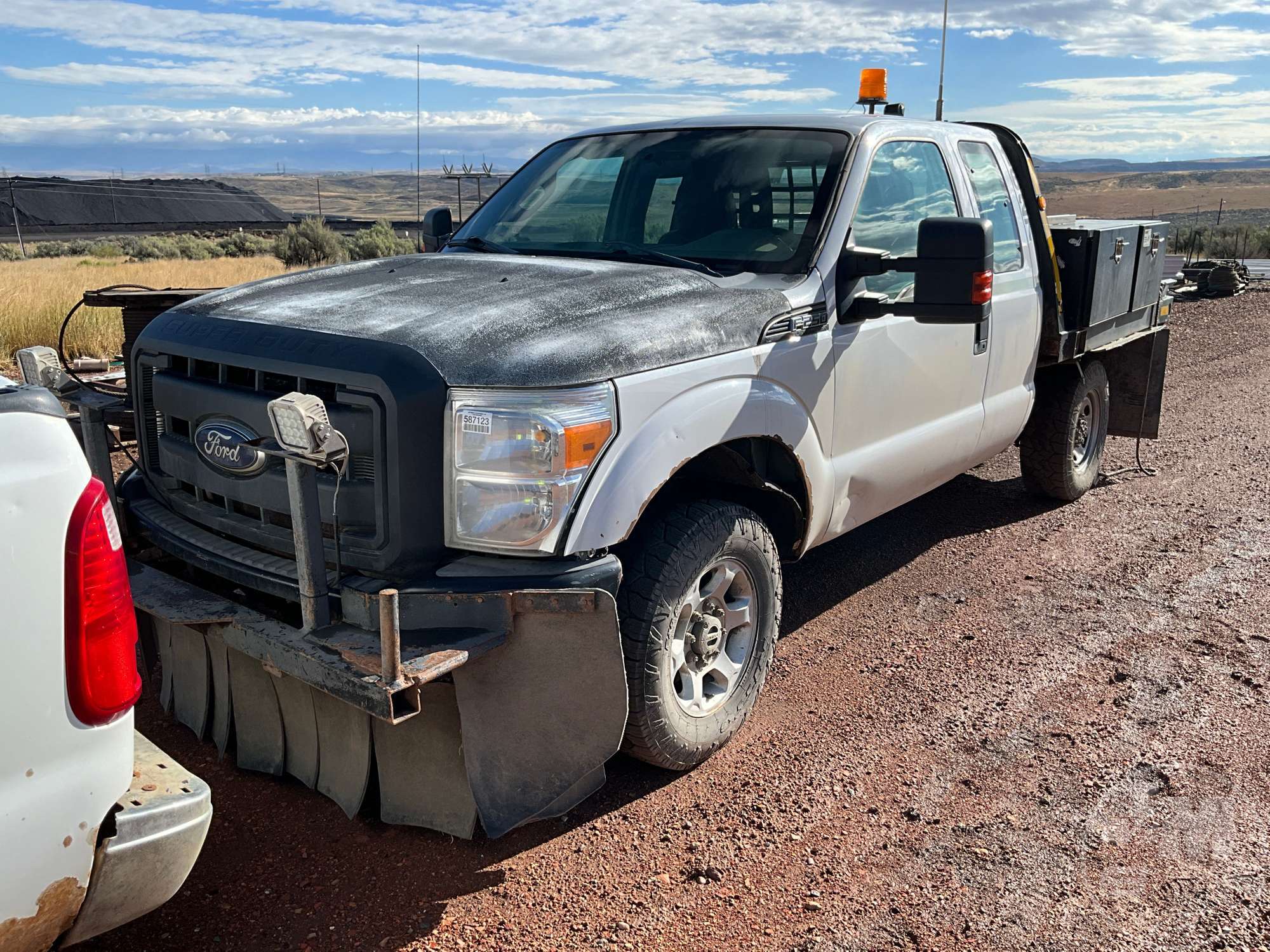 2012 FORD F-250 XL SD in Online