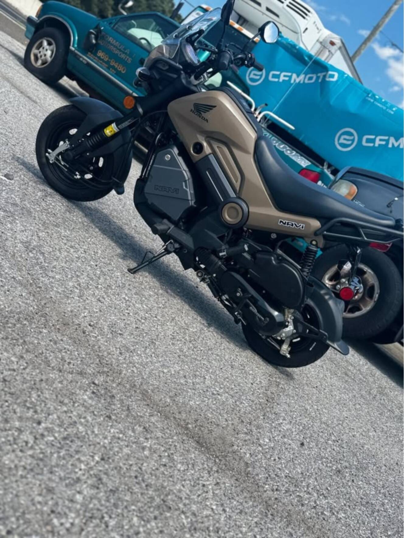 A photo of this 2022 Honda Navi