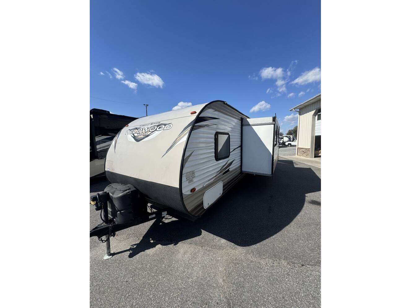 A photo of this 2019 Forest River WILDWOOD 273QBXL