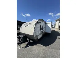 2019 FOREST RIVER WILDWOOD 273QBXL
