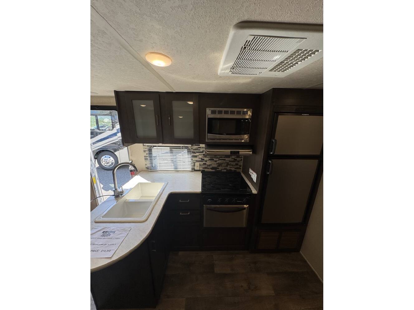 A photo of this 2019 Forest River WILDWOOD 273QBXL