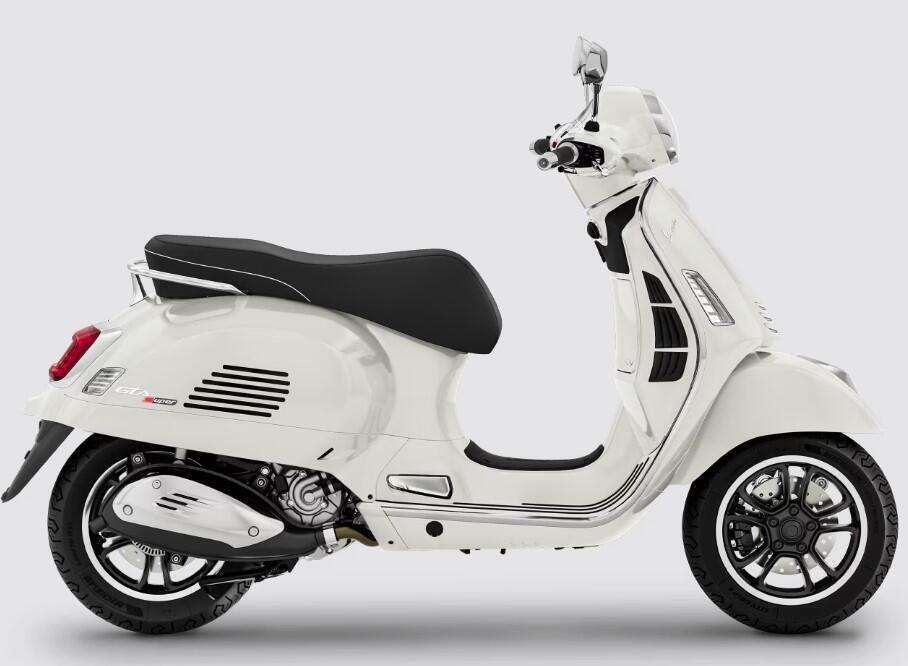 2027 Vespa GTS 310 Super 310 SUPER in Chicago, IL
