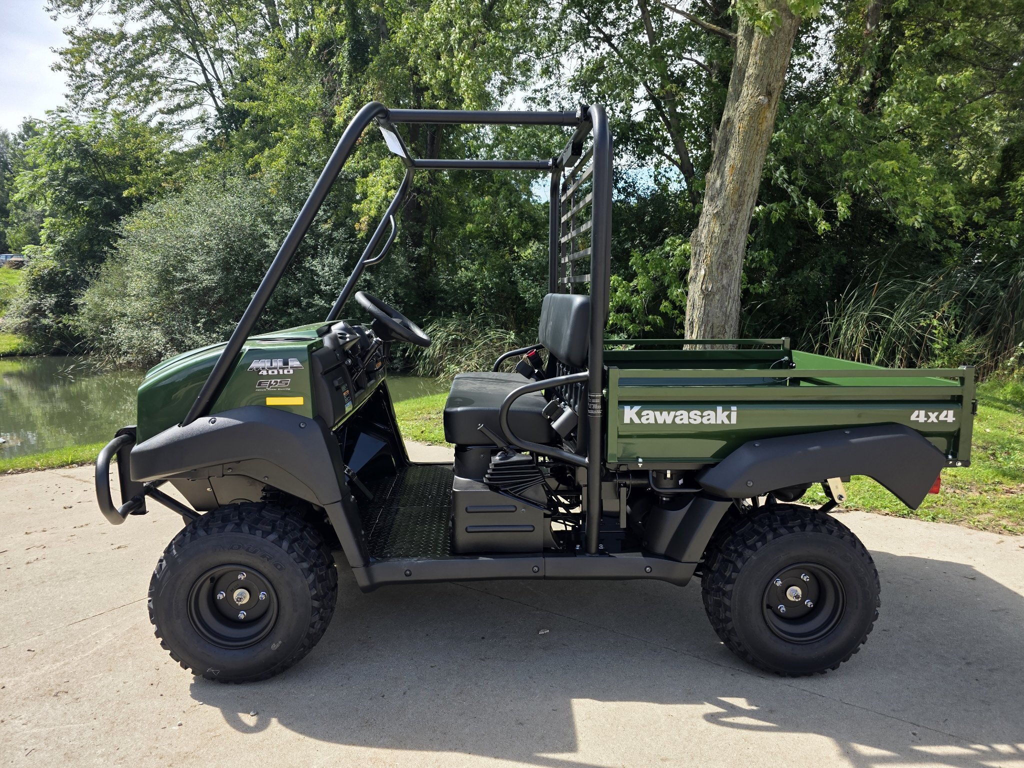 2027 Kawasaki MULE™ 4010 4x4 in cement city MI
