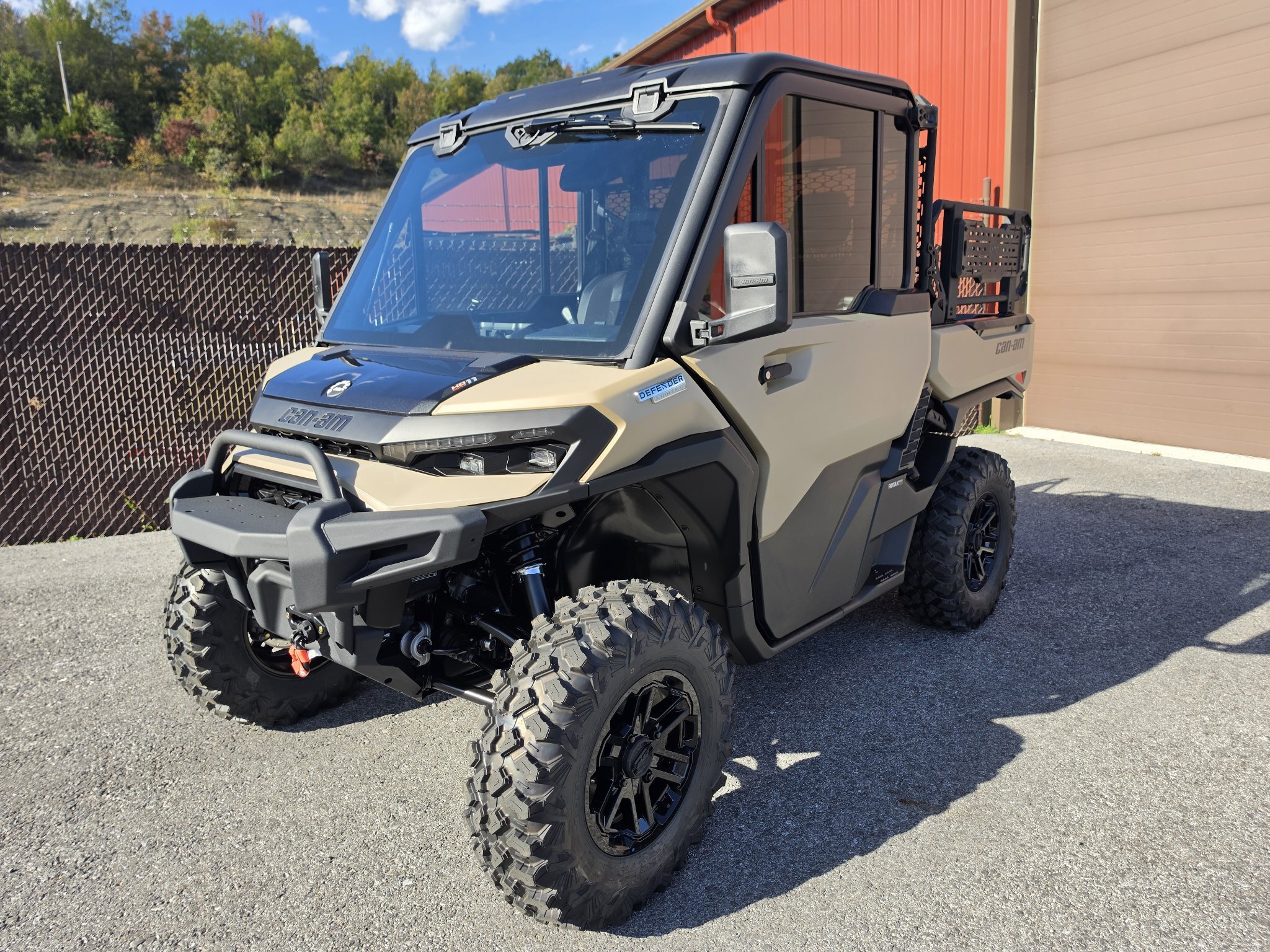 2027 Can-Am Defender XU Limited HD11 in tyrone PA