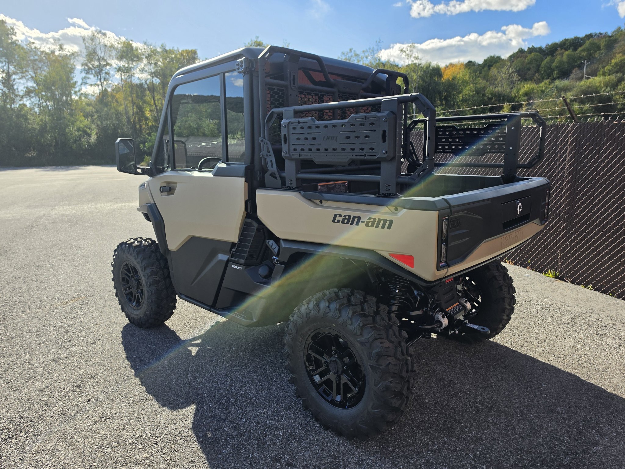 2027 Can-Am Defender XU Limited HD11 in tyrone PA