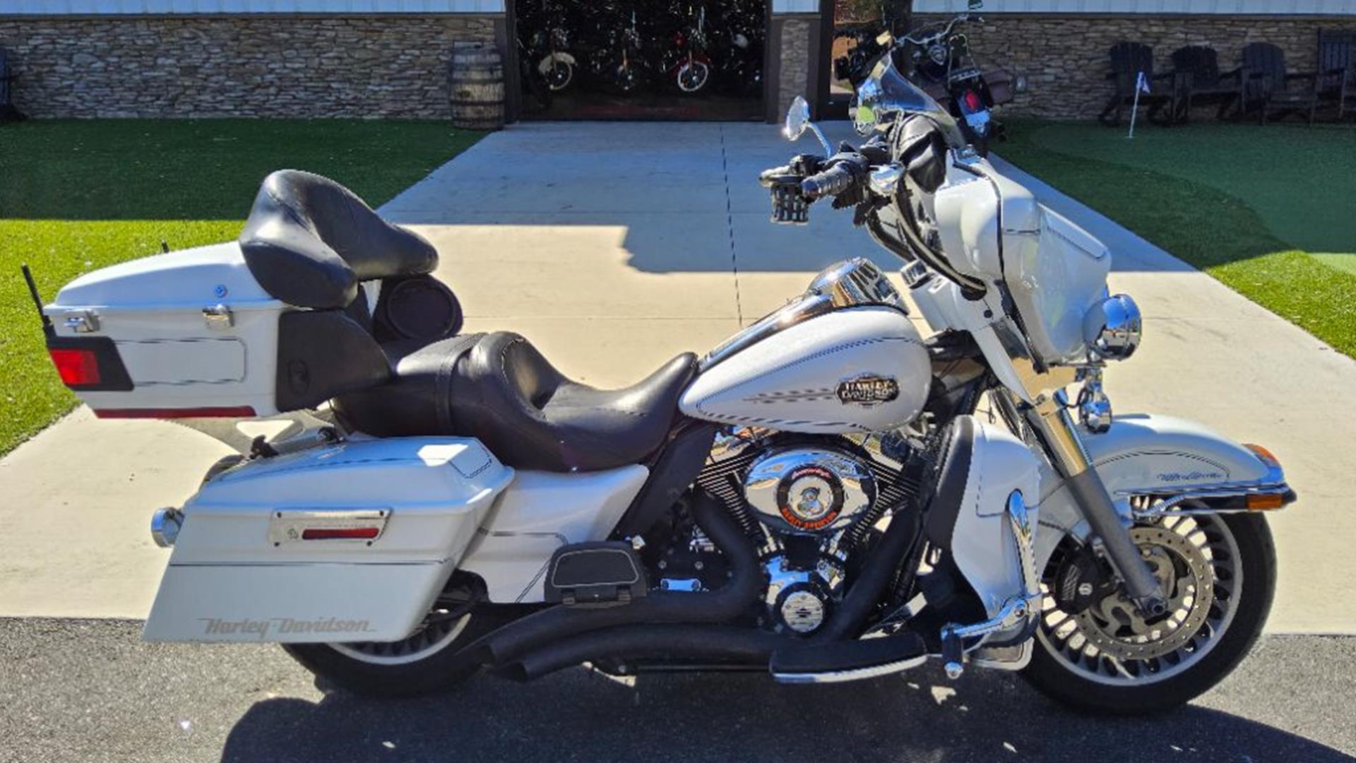 2012 Harley-Davidson Ultra Classic® Electra Glide® ULTRA CLASSIC FLHTCU in Wildwood, FL