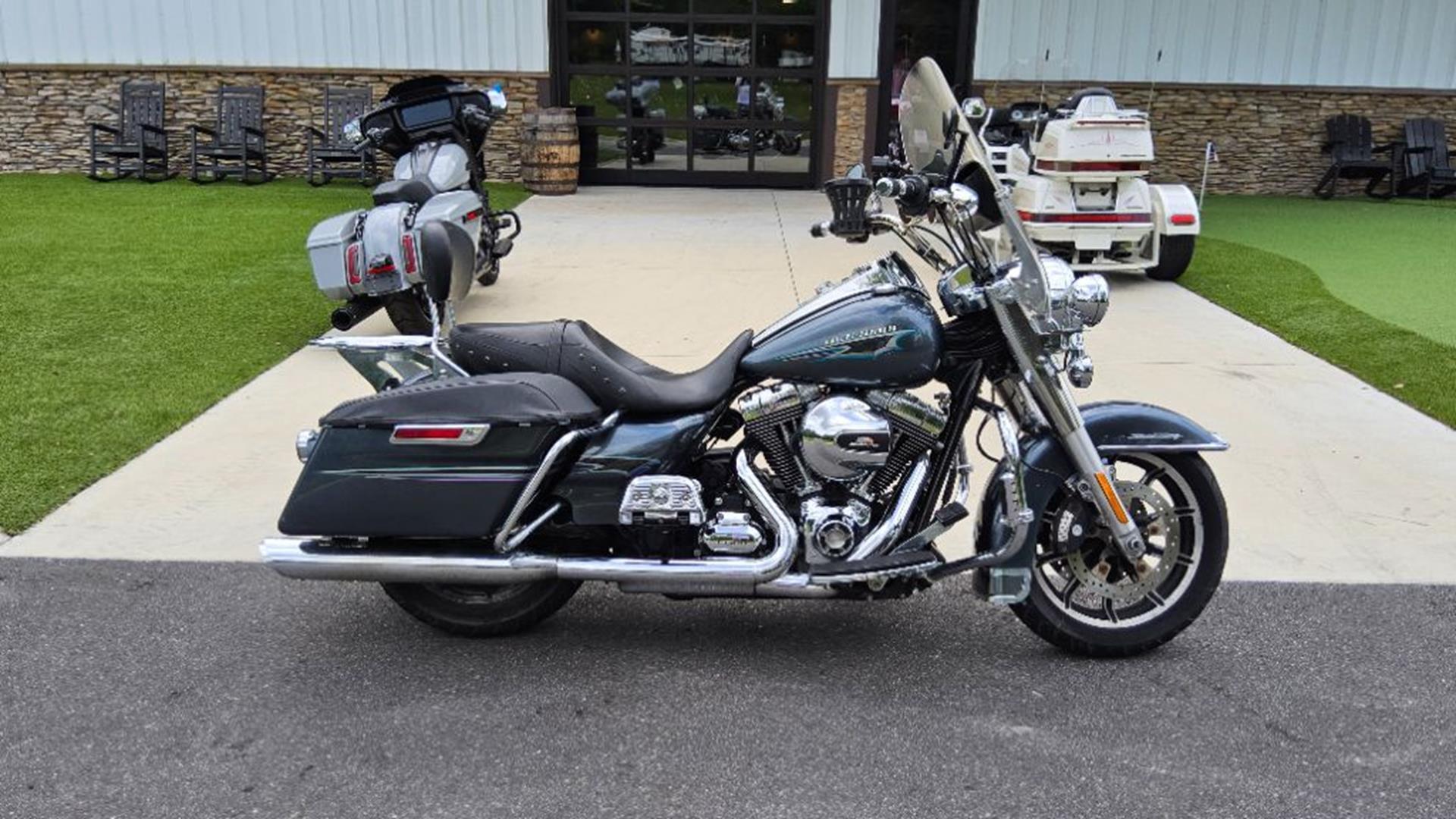 2015 Harley-Davidson Road King® in Wildwood, FL