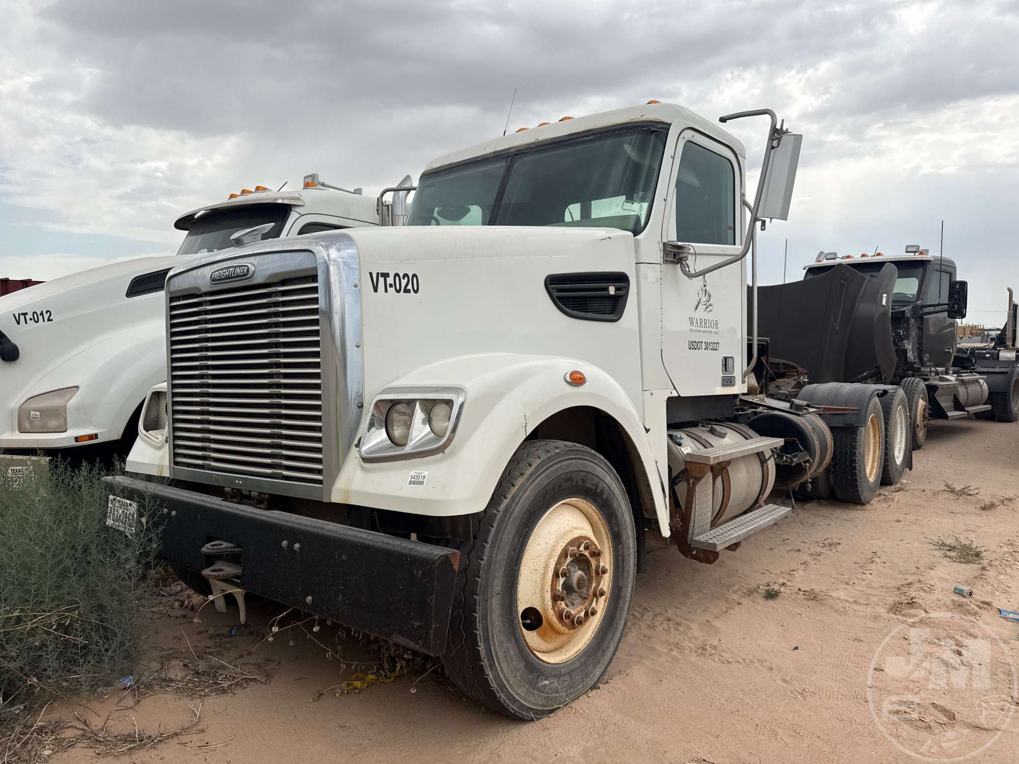 2014 FREIGHTLINER 122SD in Midland, TX