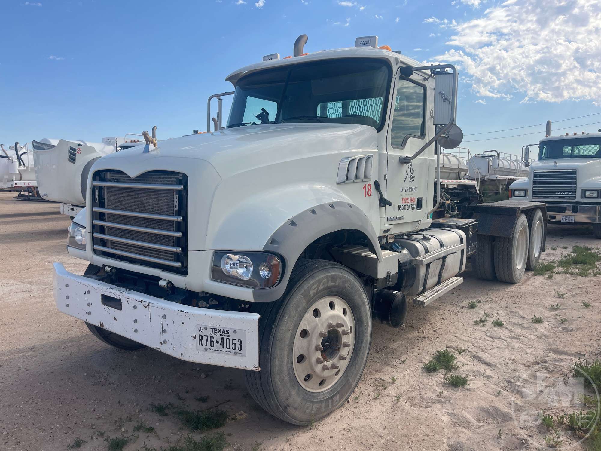 2018 MACK GU713 in Midland, TX