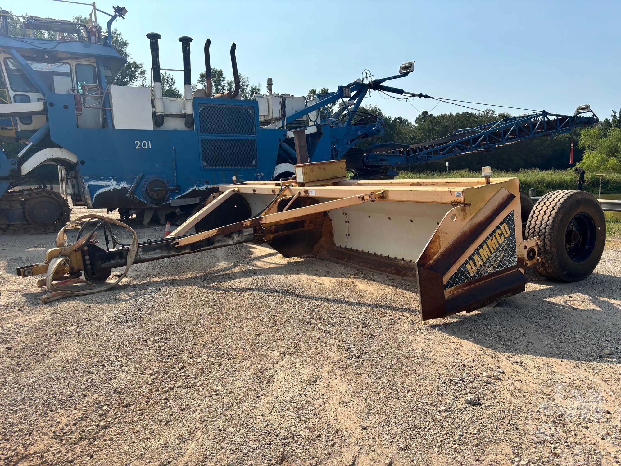 NAMMCO 24 FT LFS24 in Hallsville, TX