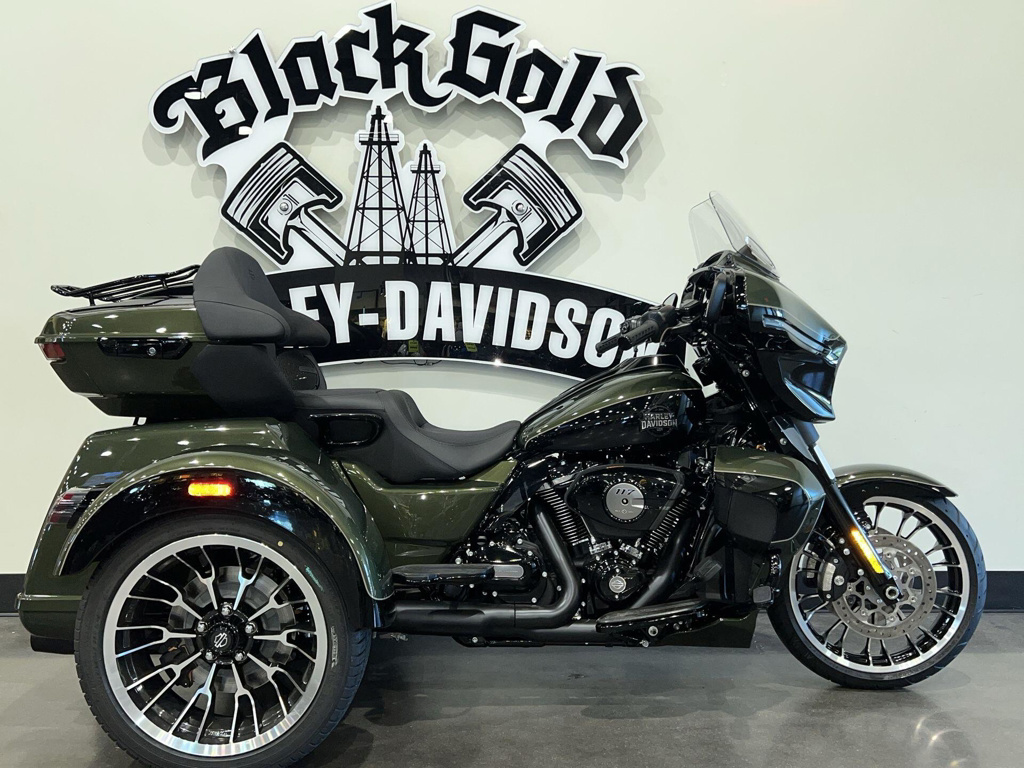 2026 Harley-Davidson Trike Street Glide 3 Limited CVO LIMITED in Allen, TX