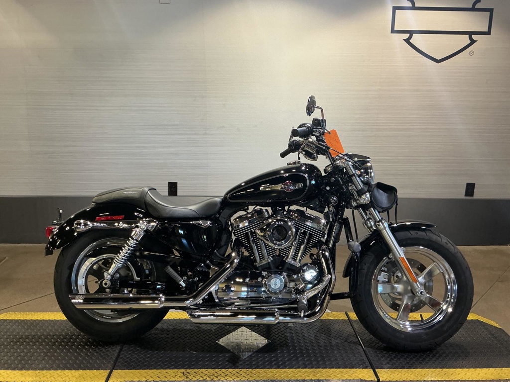 2013 Harley-Davidson 1200 Custom in Peoria, AZ