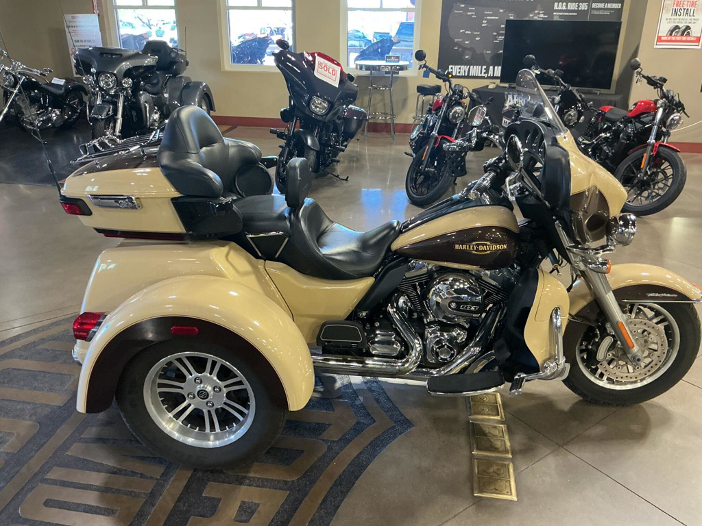 2014 Harley-Davidson Trike Tri Glide Ultra ULTRA CLASSIC in Peoria, AZ