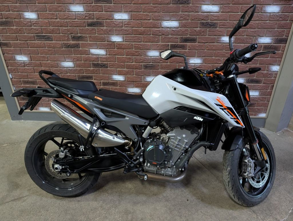 2024 KTM Duke 790 DUKE in Dimondale, MI