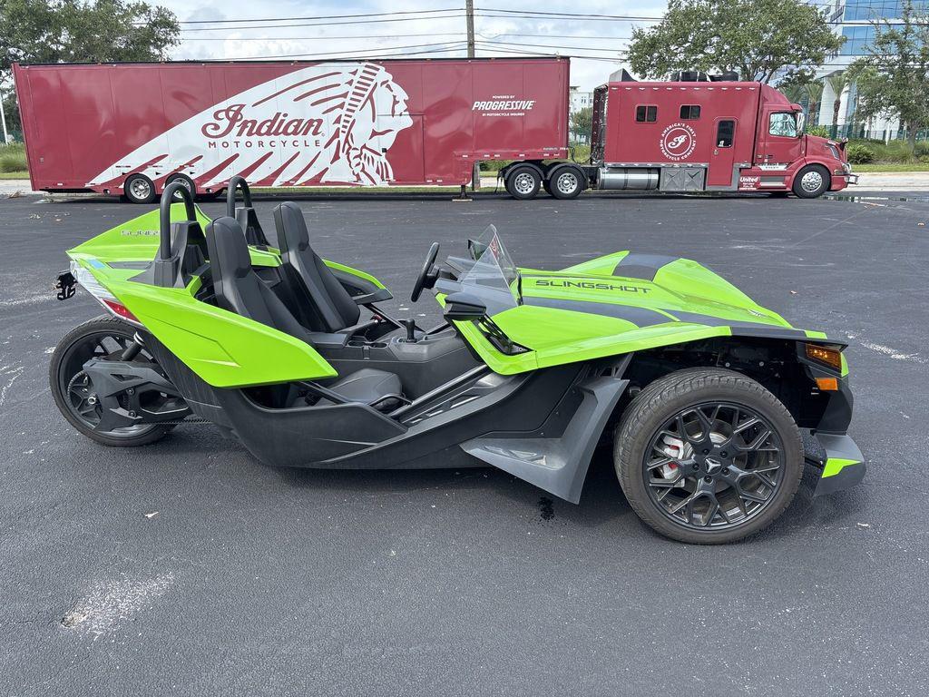 2025 Polaris Slingshot Slingshot SL Jet Black S in Daytona Beach, FL