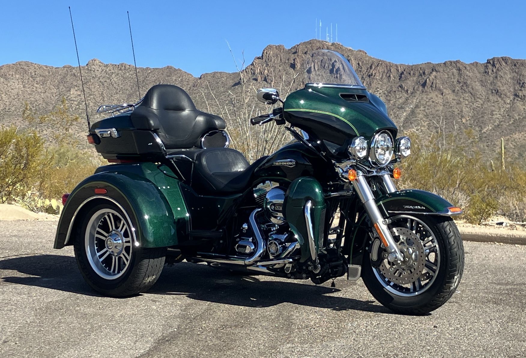 2016 Harley-Davidson TRI GLIDE ULTRA CLASSIC ULTRA CLASSIC in Tucson, AZ
