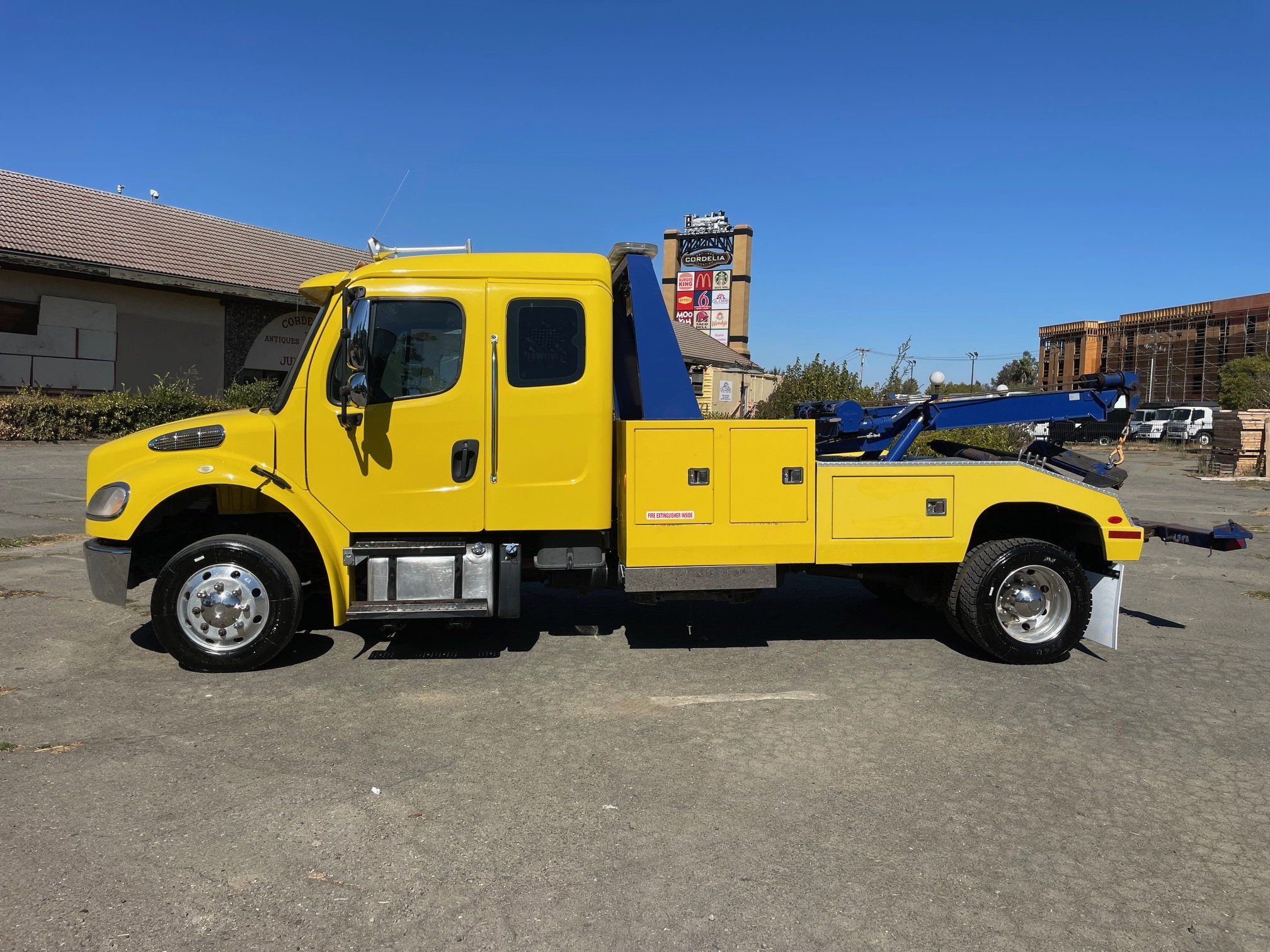 2019 FREIGHTLINER BUSINESS CLASS M2 106 in Fairfield, CA