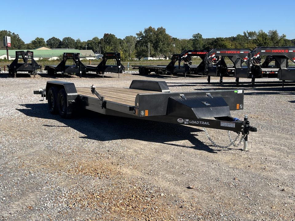 2027 Load Trail CH8320032 in Dexter, KY