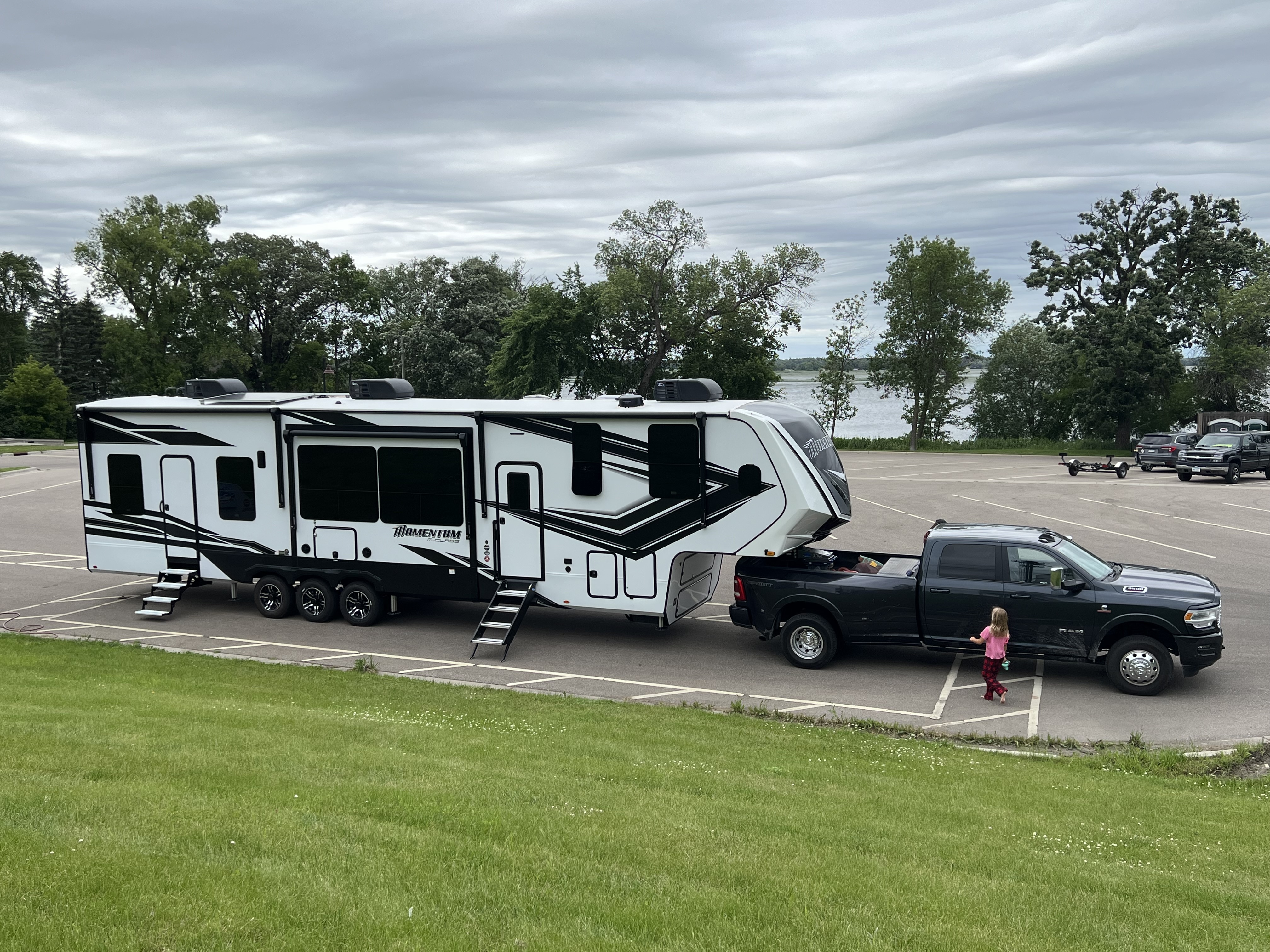 2024 Grand Design MOMENTUM M-CLASS 395M in hopewell jct NY