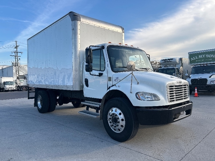 2022 FREIGHTLINER BUSINESS CLASS M2 106 in Hammond, LA