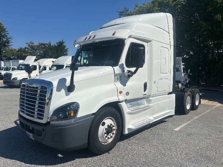 2020 FREIGHTLINER CASCADIA 125 in Greensboro, NC