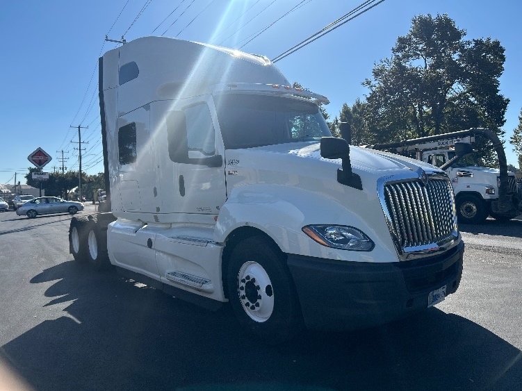2020 INTERNATIONAL LT625 in Portland, OR