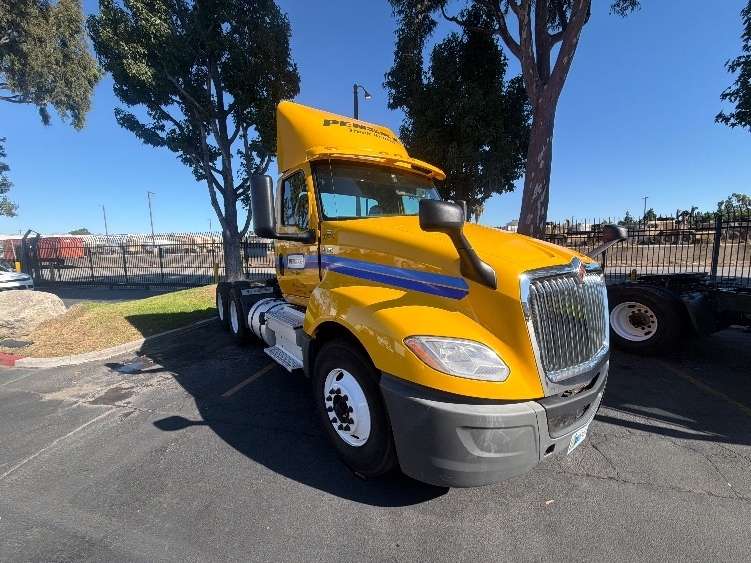 2020 INTERNATIONAL LT625 in Torrance, CA