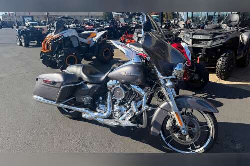 2014 Harley-Davidson Street Glide Special in sublimity OR