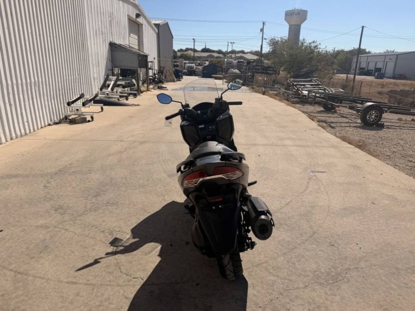 A photo of this 2027 Suzuki Burgman 400