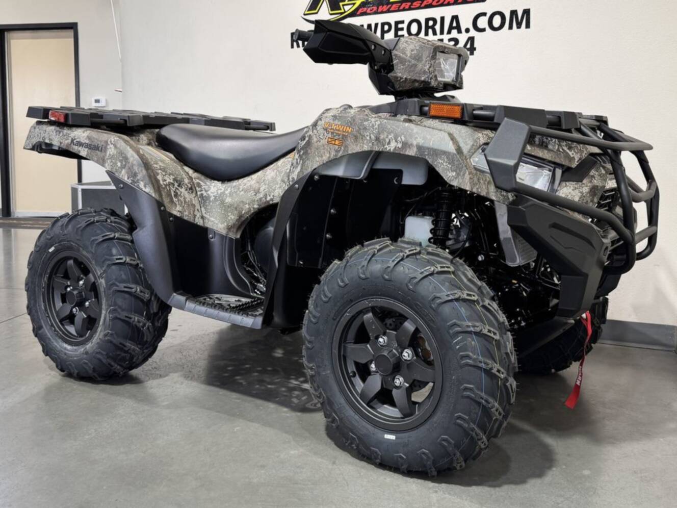 A photo of this 2026 Kawasaki Brute Force 750 SE EPS