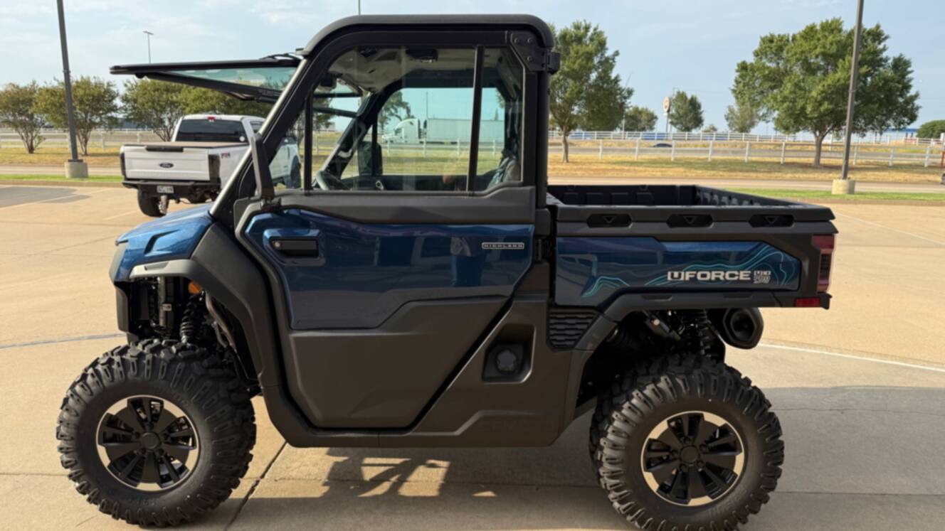 A photo of this 2027 CFMOTO UFORCE U10 Pro Highland EPS