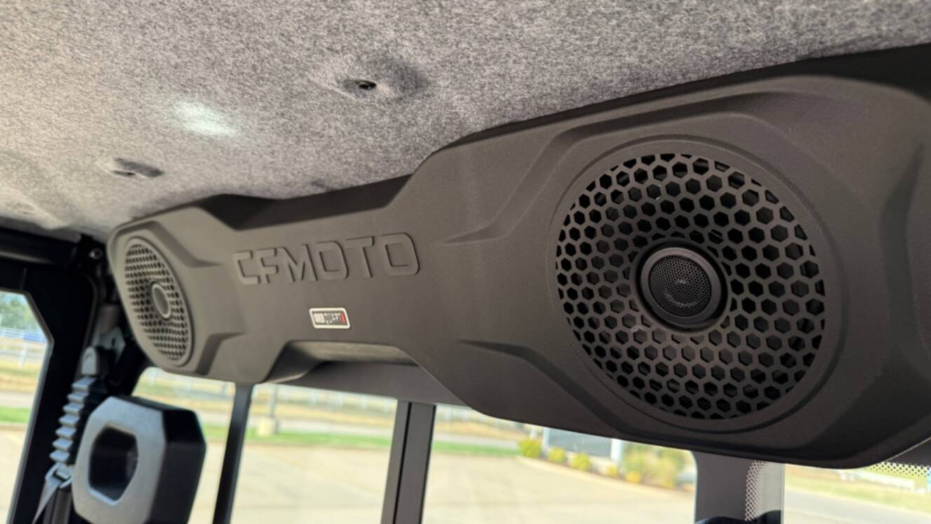 A photo of this 2027 CFMOTO UFORCE U10 Pro Highland EPS