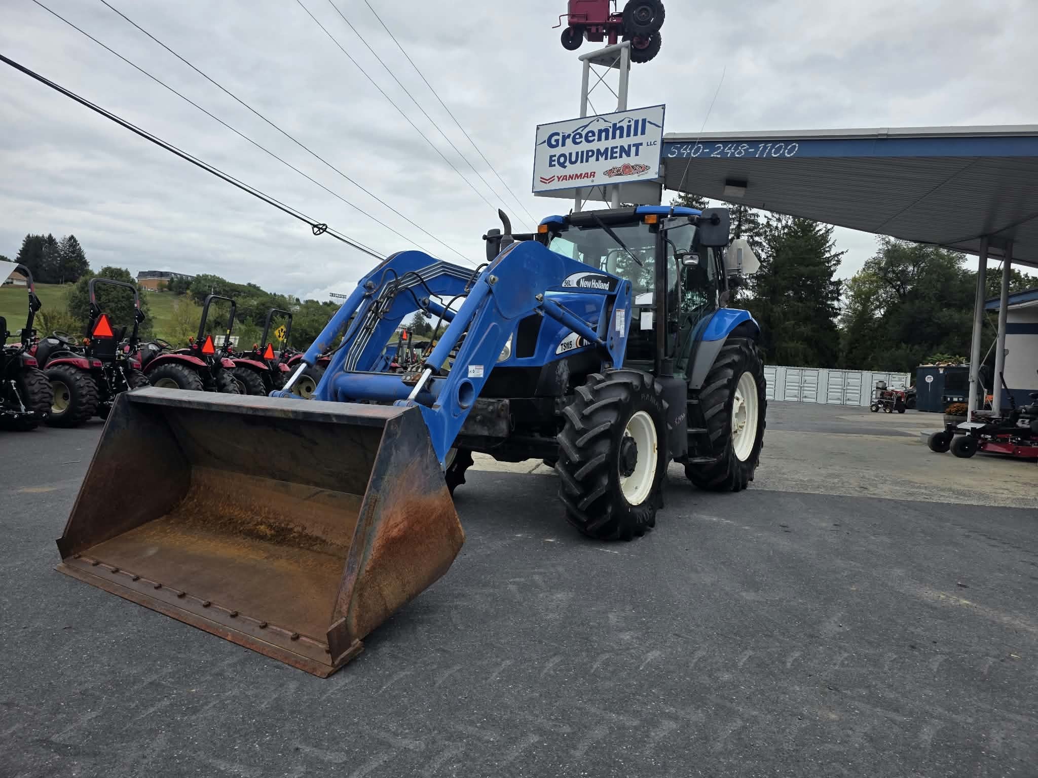 2006 New Holland Agriculture TS115A Cab Tractor in Staunton, VA